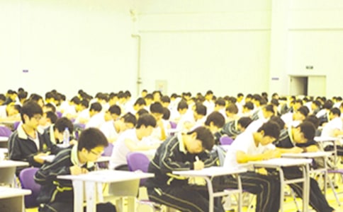 期中考试获奖学生发言稿