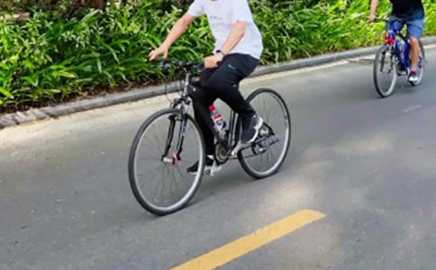 700BIKE򶫴ҵ˼AppĳɹʼΪ